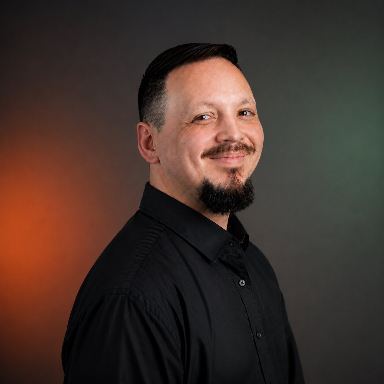 Portrait of Chris Pontin